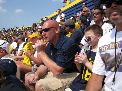 JohnyDRadio's profile picture. Midday host and radio personality in Toledo on:
 K-100...10a to 3p Monday-Friday 
Q105...7p to 11p Monday-Friday
93.5 RQN Weekends
Check me out!