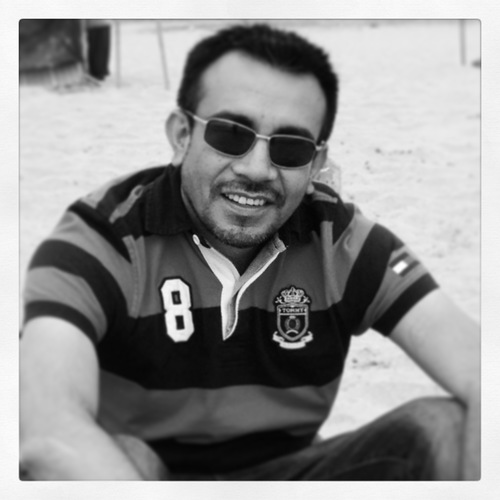 Profesional, emprendedor, inteligente, buena gente con muchos desafios