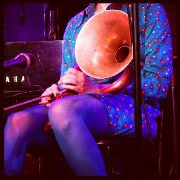 Música & Conciertos ★  Rockera y Viajera ★ Con eso suficiente...