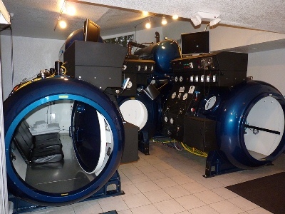 A Hyperbaric Oxygen Therapy facility located in Orange County Ca. We're a devoted team and pride ourselves in improving the quality of life of people !