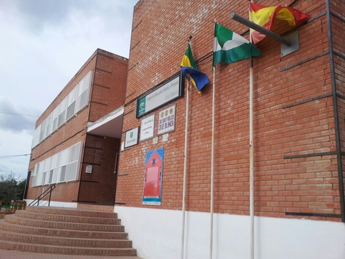 Ceip Cruz Blanca. Twitter oficial de la comunidad de aprendizje del Ceip Cruz Blanca.