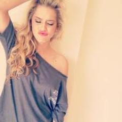 Praquuê bio, se meu user diz tttudo? DONA :: Layla | FC dedicado a: @Lua_Blanco & @Aguiarthur ~* | FC FEMININO * |