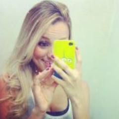 Filha de Deus, Irmã da Gizelle e do Ryanzera, Mulher do Cauã,  Mamãe da Yohanna e #MuitoFeliz