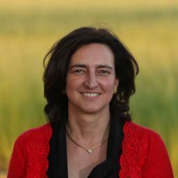 Mama van 4 toffe dochters, Apotheker,  Positieve kracht. If you can dream it, you can achieve it! Respect voor elkaar!