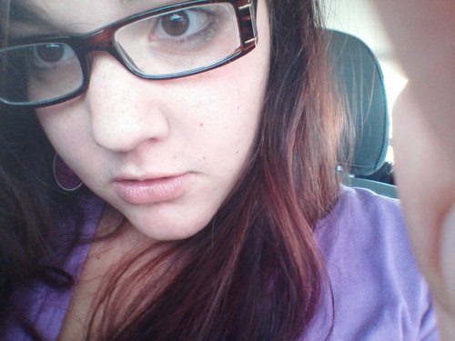 Hey:) name kimberly melissa pierson, 21 years old! Nice down to earth kinda of person! Follow and i'll follow back.§ living. loving and laughingƸ̵̡Ӝ̵̨̄Ʒ