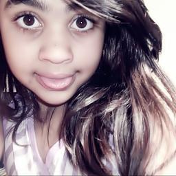 chata + pequena + irritante + boba + meiga + ciumenta = eu