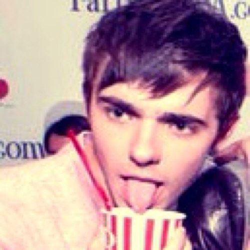 CataTheWanted's profile picture. ART CANNOT BE CRITIZED BECAUSE EVERY MISTAKE IS A NEW CREATION. #TWFanmily ♥ . The boys & Rihanna are an everyday inspiration. Guetta. I'm not afraid of others.