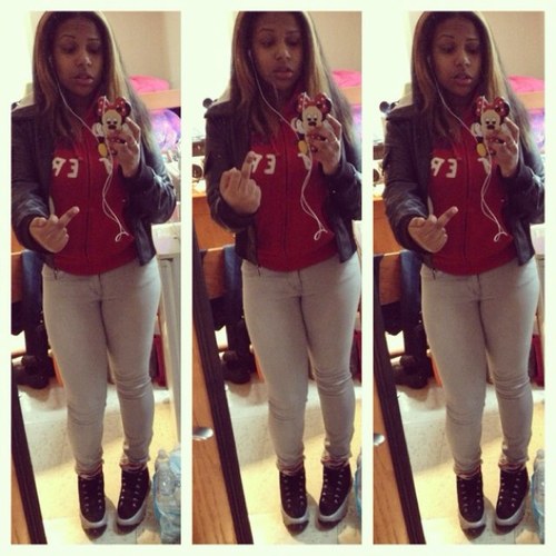 viva_la_desiree's profile picture. Get $$ fuck bitches... pretty girl, long hair dont care...hit that follow button #iphone #NCCU16 Insta: viva_la_desiree