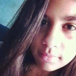 Fun, Crazy, Belieber, Directioner ,Potterhead , If love easy, Stylish (according to my friends) and super dreamy, wanting to one day meet his biggest idols = D