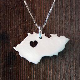 deesumdesigns's profile picture. Hand Forging Jewelry and Other Shiny Things
http://t.co/GTa09DNn
http://t.co/aawA0AW1