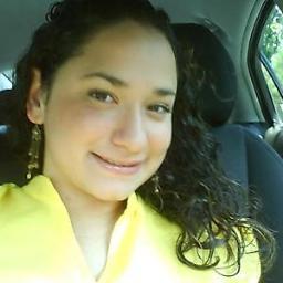 Shopaholic, Workaholic y Alcoholic. Que mas pueden pedir? XoXo.