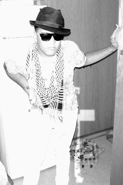 AlmostAlwayz's profile picture. I'm in the army, I'm an artist, I play the lead role in the tragic comedy that is the war on terror.