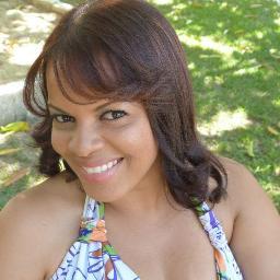 Vocalista da Banda Toque Nordestino, Twitter Oficial Administrado e Postado por mim mesma.
