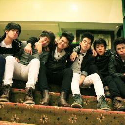 I Love @ChicserOfficial 3 @Cavillafuertee @ranzkyle @owyposadas @OliverLaaance @chicserullyses0 @iiamBIBOY )) CHICSERFIED :*
   
  @myMhiKz (ADMIN)