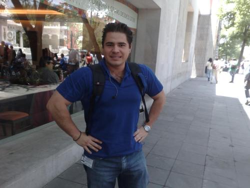 Abogado postulante en derecho adjetivo (procesal) amante de la exegesis del derecho, hedonista, narcisista y nihilista. Con amplios valores eticos y morales.