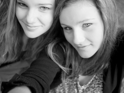 TheFuglyTeens's profile picture. Two seventeen year olds living in Sydney Australia who run a health and beauty obsessed blog. Check us out:

#teamfollowback 

http://t.co/JLaV5GsPm7