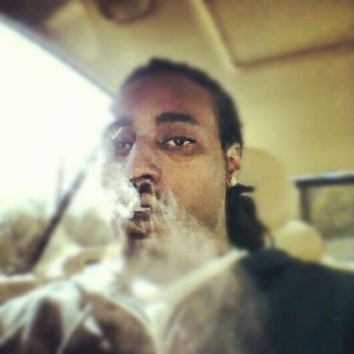 #family1st HeavyHittah
I'm just a smoove dude who love doin me Haha...only da strong survive....gone!