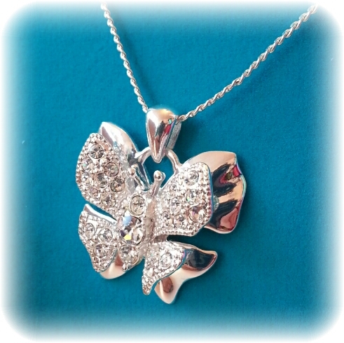 butterflies_jo's profile picture. Butterflies 8 High Street, a Beautiful Unique Card & Gift Shop, Also Yankee Candles South Wales Flagship Store 01446 678191