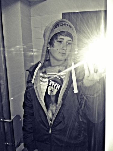 becciimiller's profile picture. 