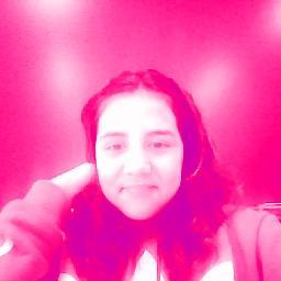 13 años, Gaditana, Canto, hago surf y me aburro mucho.... Sígueme :)