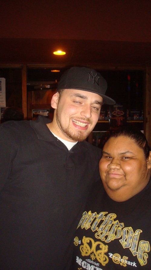 FamousGirl_07's profile picture. 