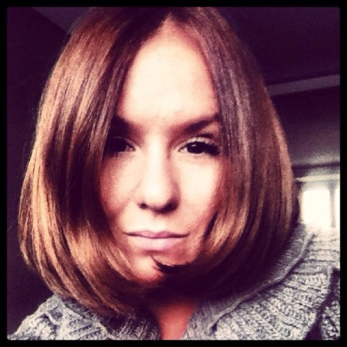 hikari_elena's profile picture. 