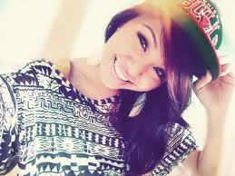 ▲▲▲ || Retweet om gegooit te worden ♥ || Wij gooien foto's & jij geeft een cijfer, simpel toch ?! || Official Tag : #BCN || ▲▲▲
Op naar de 1.000 ♥