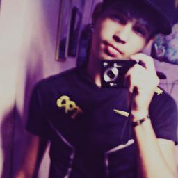 Menor sonhador 16 anos, sou nordestino, são paulino & abcdista de coração com muito orgulho :3 sou funkeiro humilde, sou feliz porqê tenho Deus no meu coração!