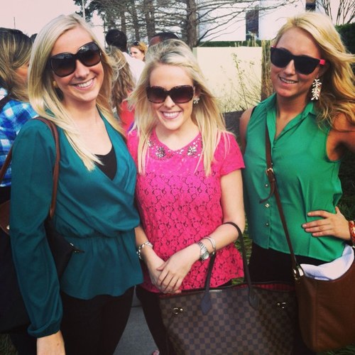 Christian. Republican. Animal lover. Runner. Delta Zeta. Lilly obsessed. World traveler. Starbucks addict. Sped teacher!