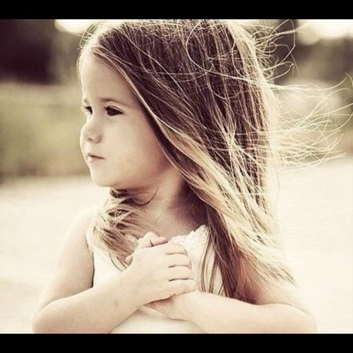 '#IkBennDatMeisje dat graag wil dat je me followt druk de follow button in & beland in dreamworld!'