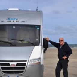 Viaggiatore, giornalista freelance,  collaboratore di riviste di turismo, enogastronomia e del settore caravaning.
