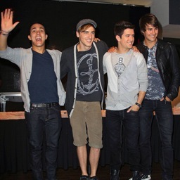 BTR voting account.
#BTRAreOurWinners seeya next year