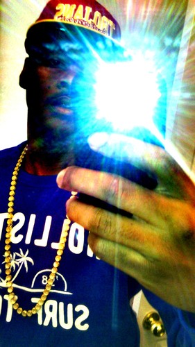 We$T COA$T..........CALi BOii !! up and coming rapper/hustla/entrepreneur outta inglewxxd!!