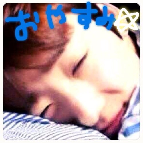 ここにいるよ✡ ☞@KEVINwoo__BOT