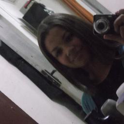 Parei de ter pena de mim mesma e comecei a me amar como sou!!! Pois se eu não me amo como sou as pessoas não poderam me amar como eu quero ser amada!!! Fato
