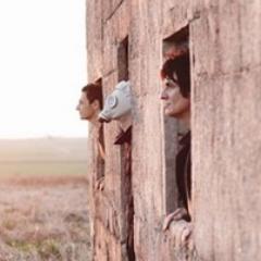 Divididos_'s profile picture. Divididos Banda Formada por Ricardo Mollo, Diego Arnedo y Catriel Ciavarella