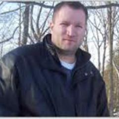 eX-Restaurant Manager who flipped the bird to his last JOB back in 2005 and has been (FREE) from a JOB ever since!