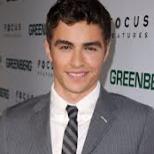 A fan page of dave franco