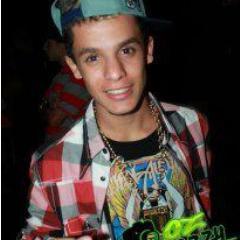Humildade abre muitas Portas                   
Contato para Show 101*34451ou 11 96541-6805 Sergio OU 114*117698 Suely  Brasil todo
