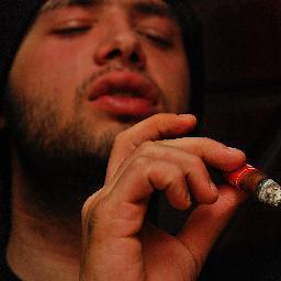 koftedudak1907's profile picture. Sizin 3 harfli sandığınız AŞK aslında 10 harfli; FENERBAHÇE Bbm; 7618ECC8