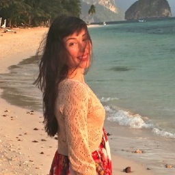 AliNeill's profile picture. Senior Strategist at R/GA London. Weekday vegan. Yogi in training. Writer of The Rooted Kitchen. Tweeting about strategy, creative, happiness and health.