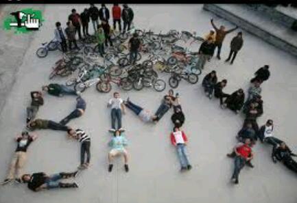 Somos el grupo de skaters/biker/rollers con un objetivo: QUE NOS ARREGLEN EL SKATE PARK DE SORIA