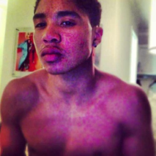 Official fanpage of #FlyIndividuals ! Follow them @_FlyGuyMani & @_FlyGuyy