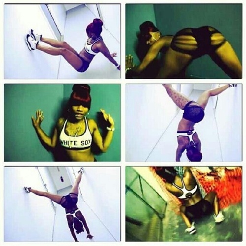 Chicago's Best Female Dancer / For bookings email QueenFeeFeeBooking@Gmail.com -txt/call manager 312-515-4887 / Subcribe To http://t.co/MeoPwwNs14