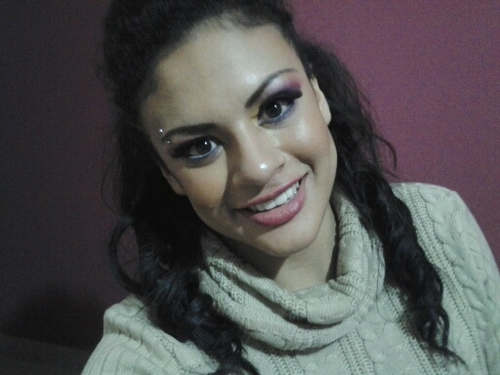 Bailarina profesional, Anfitriona y Modelo