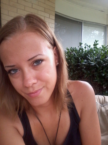 kitcatastrophe's profile picture. I love cats and music.