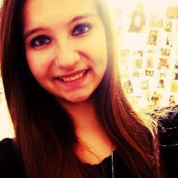 Hey everyone, so I decided to start a new twitter bc this one is shit so go follow @ErikaLanglais :)