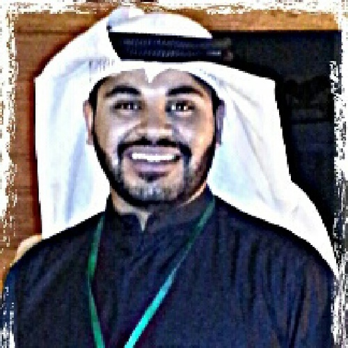 ممثل وطالب في المعهد العالي للفنون المسرحيه لا اتدخل في شؤون الاخرين وارجو عدم منكم الاحترام فضلا وليس امرا واتشرف بالكل