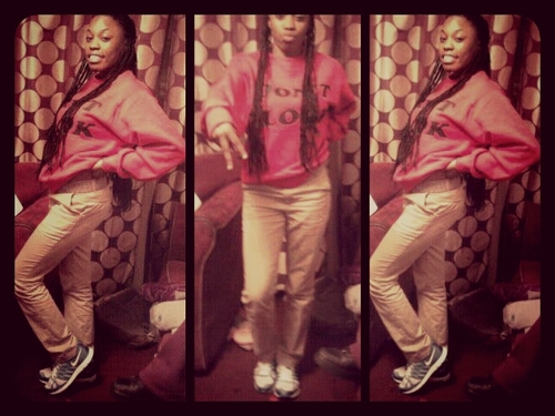Hi if your reading this go follow me & my fave|Twinn @ShayAhBoss_ my wife @_Keveeeeee we #TFB :)