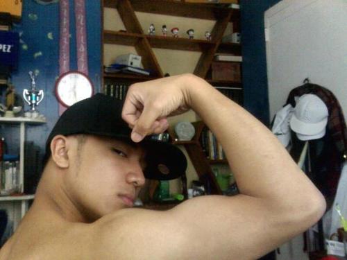 januar_wiguna's profile picture. 